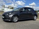 toyota-yaris-2023-hibrido-a-gasolina-1490cc