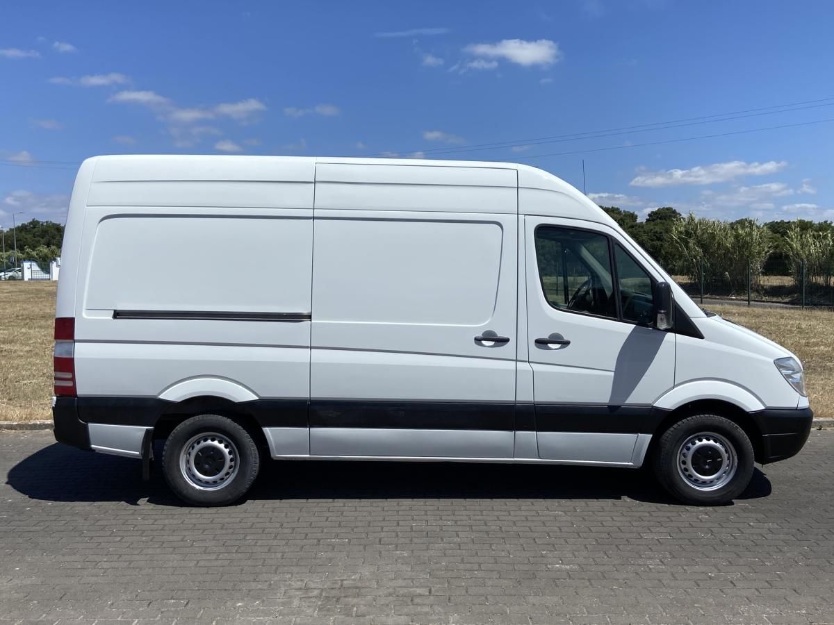 mercedes-benz-sprinter-2010-diesel-2143cc
