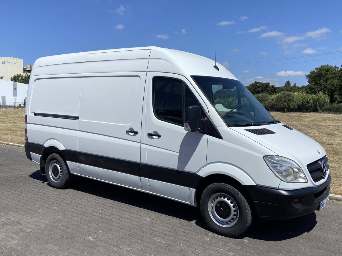 mercedes-benz-sprinter-2010-diesel-2143cc