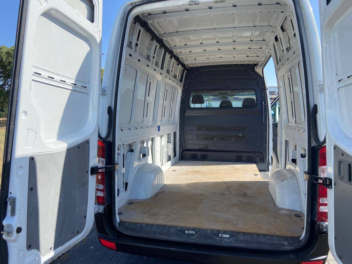 mercedes-benz-sprinter-2010-diesel-2143cc