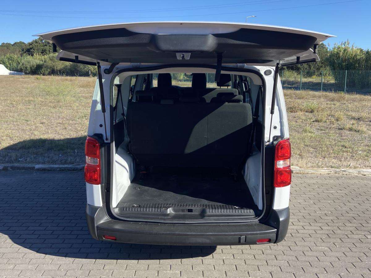 citroen-jumpy-2023-diesel-1997cc