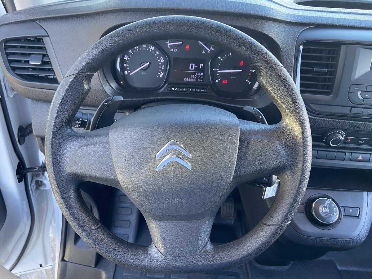citroen-jumpy-2023-diesel-1997cc