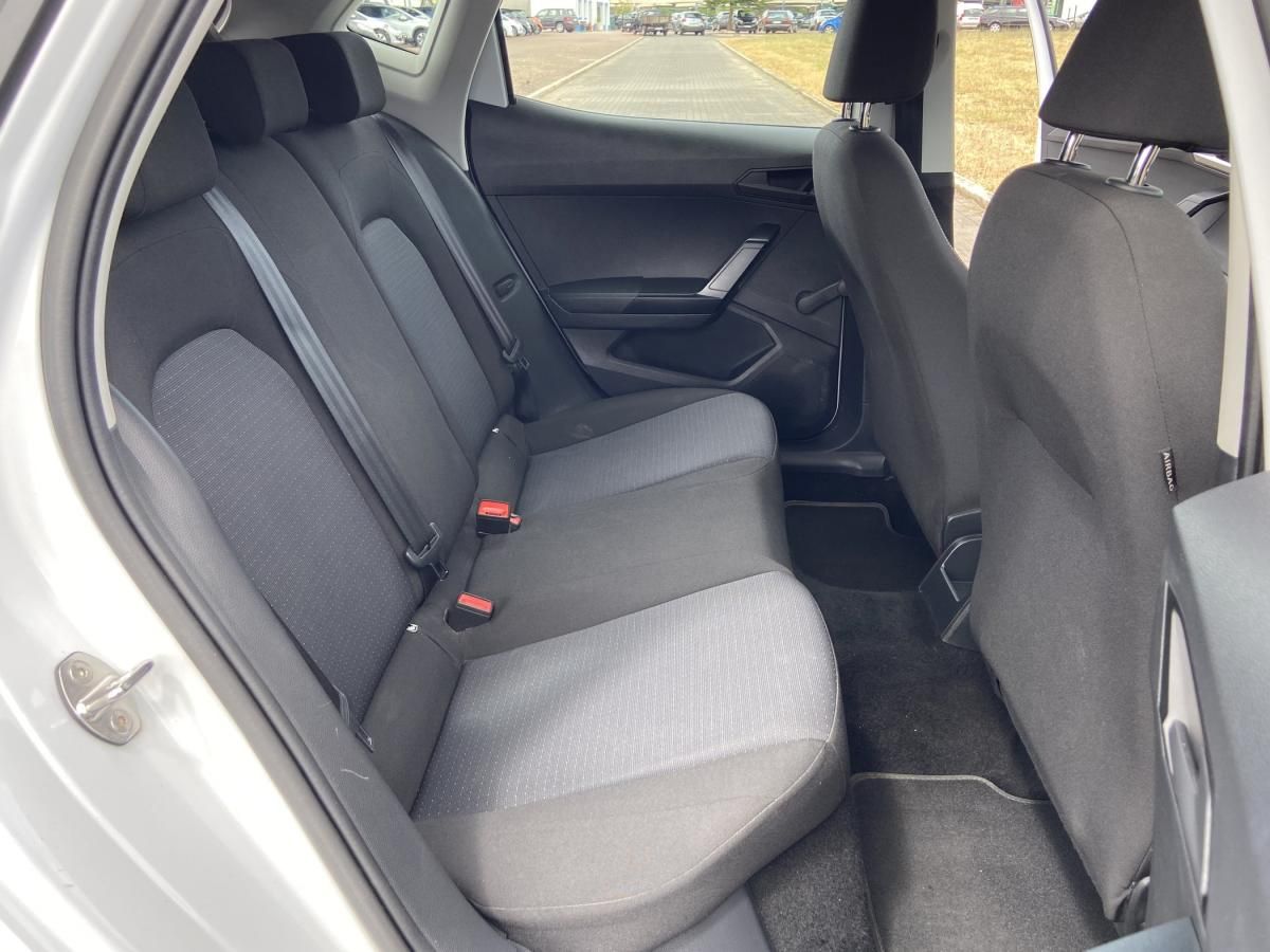 seat-ibiza-2023-gasolina-999cc