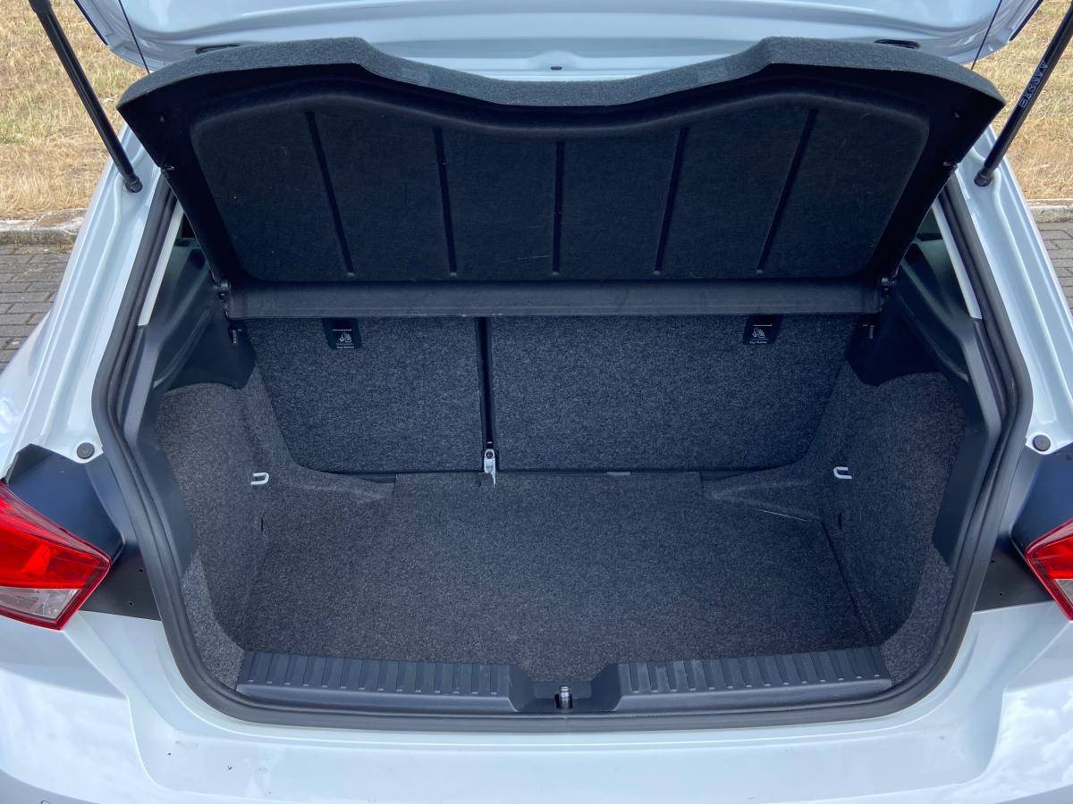 seat-ibiza-2023-gasolina-999cc