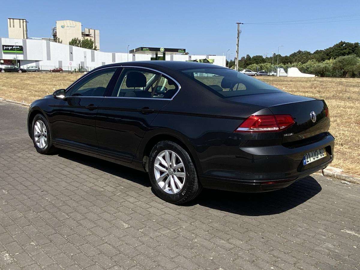 volkswagen-passat-2018-diesel-1598cc