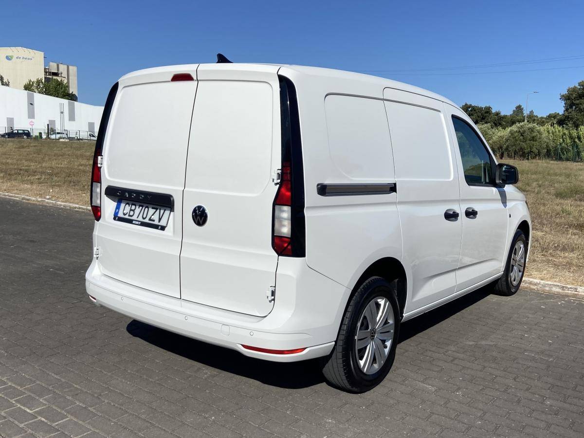 volkswagen-caddy-2026-diesel-1968cc