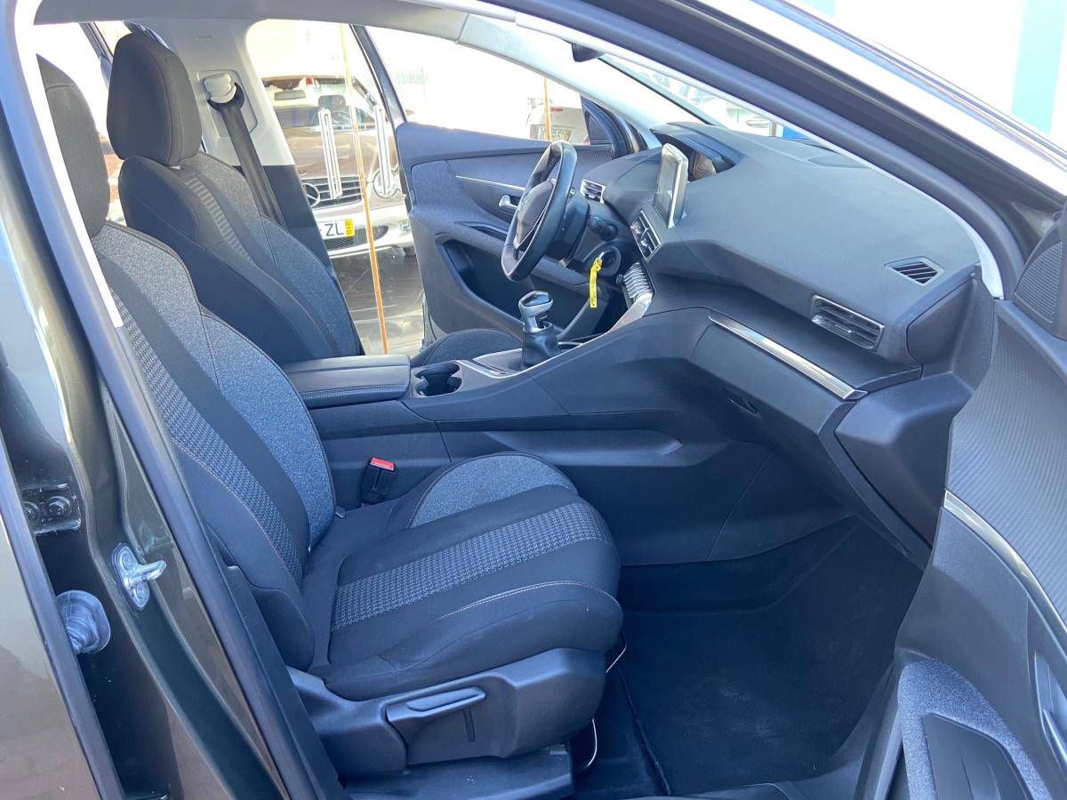 peugeot-3008-2020-diesel-1499cc