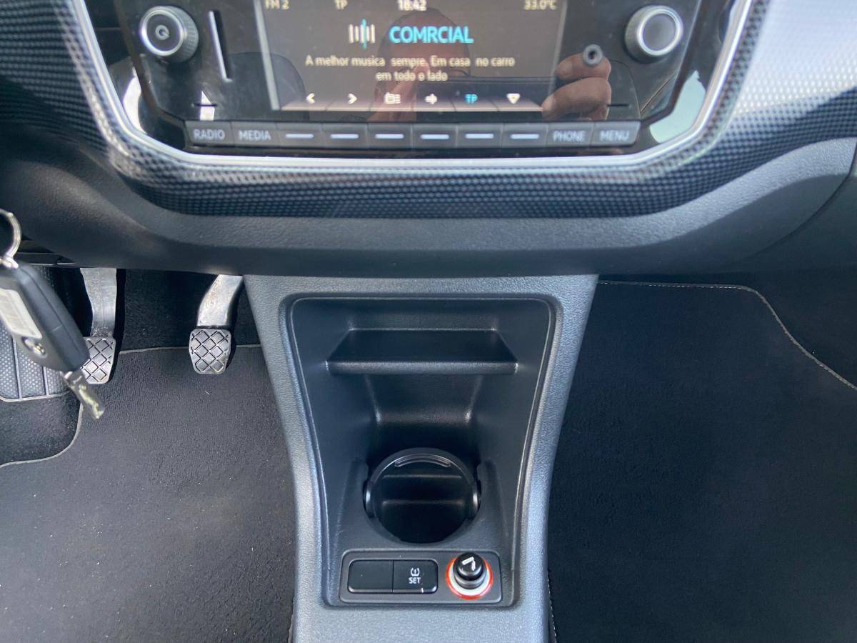 volkswagen-up-2019-gasolina-999cc