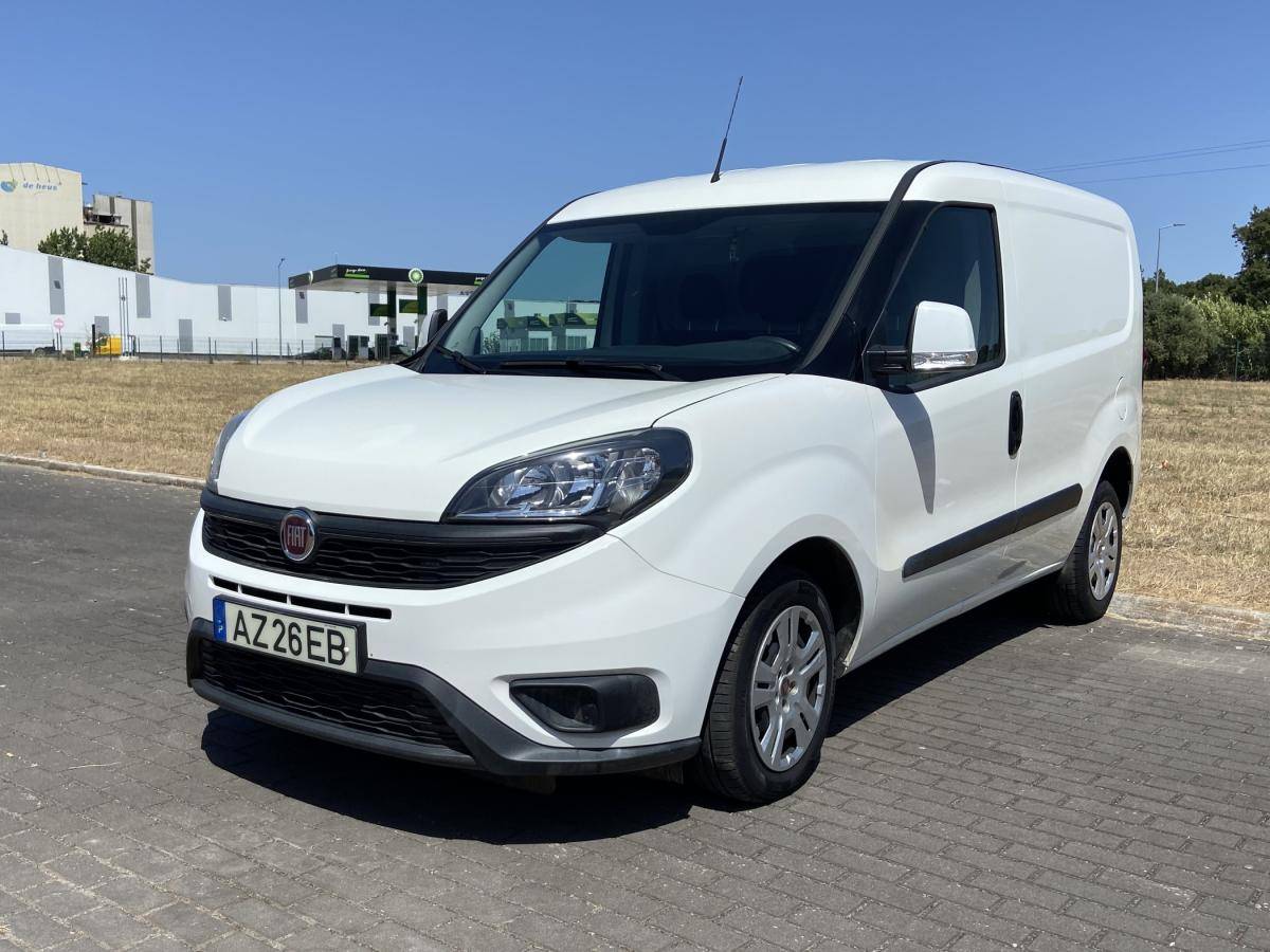 fiat-doblo-2023-diesel-1598cc
