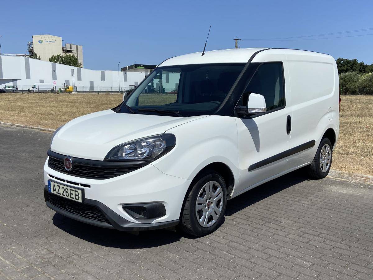 fiat-doblo-2023-diesel-1598cc