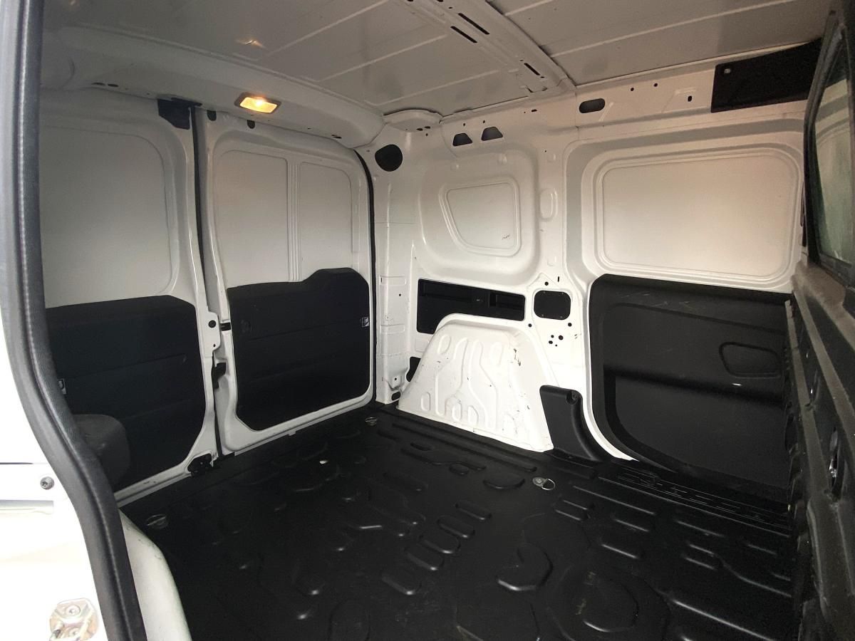 fiat-doblo-2023-diesel-1598cc