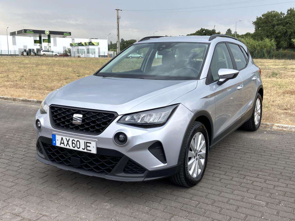 seat-arona-2023-gasolina-999cc