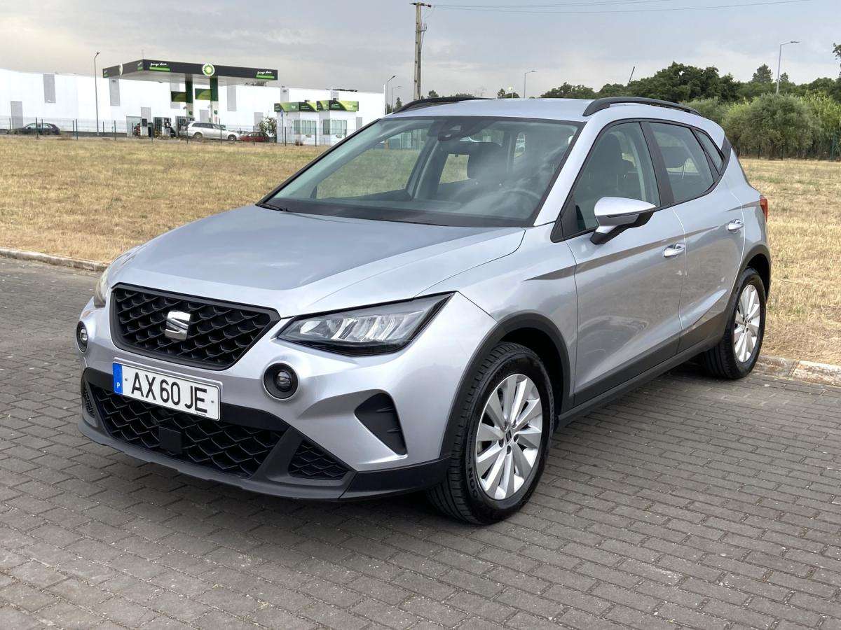 seat-arona-2023-gasolina-999cc