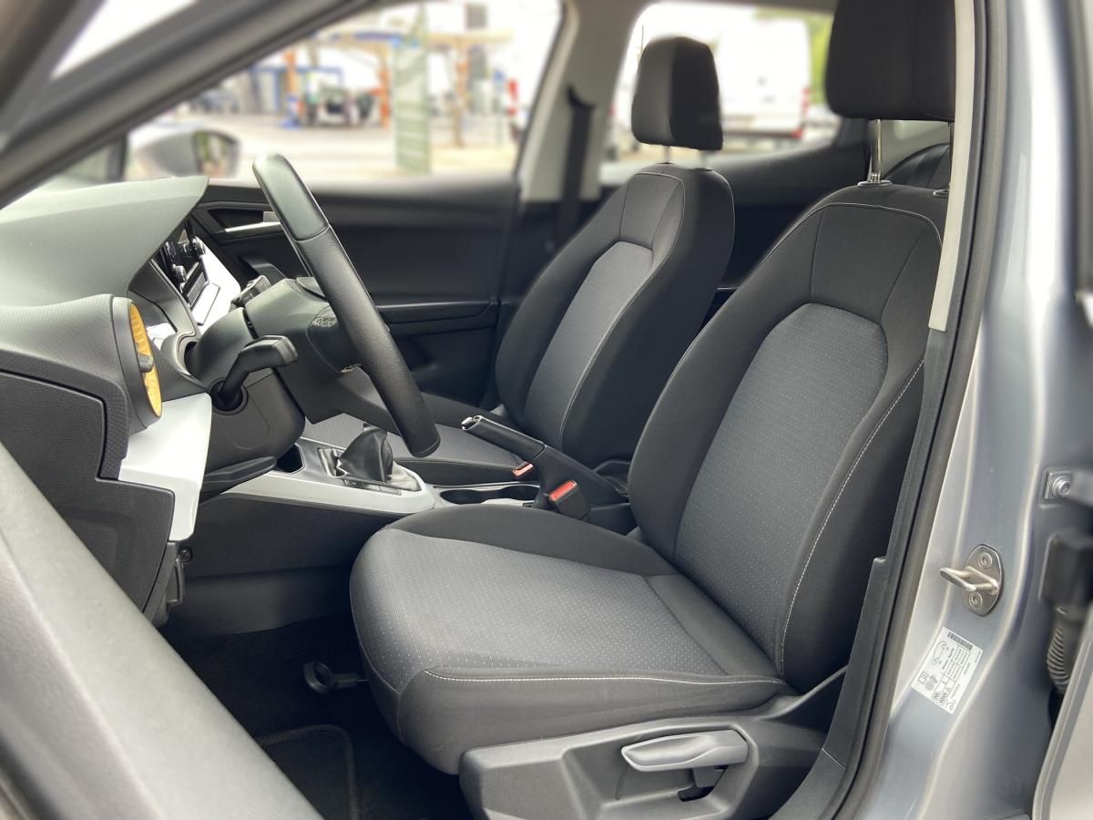 seat-arona-2023-gasolina-999cc