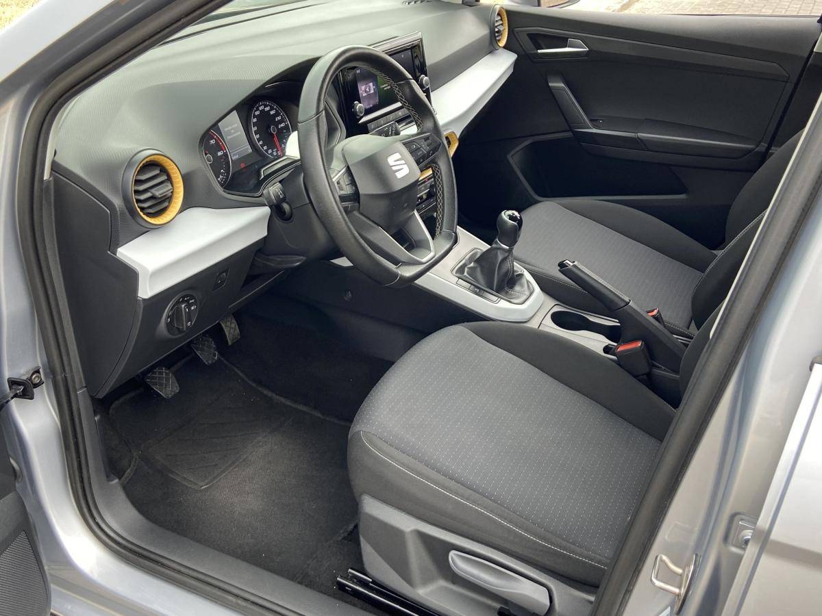 seat-arona-2023-gasolina-999cc