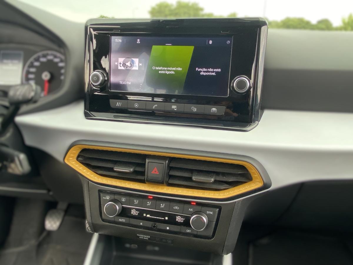 seat-arona-2023-gasolina-999cc