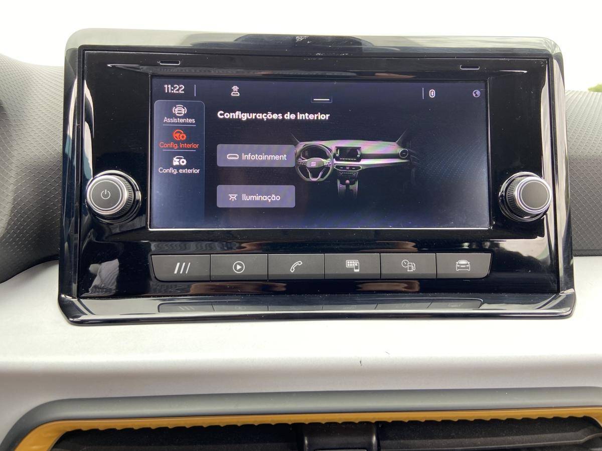 seat-arona-2023-gasolina-999cc