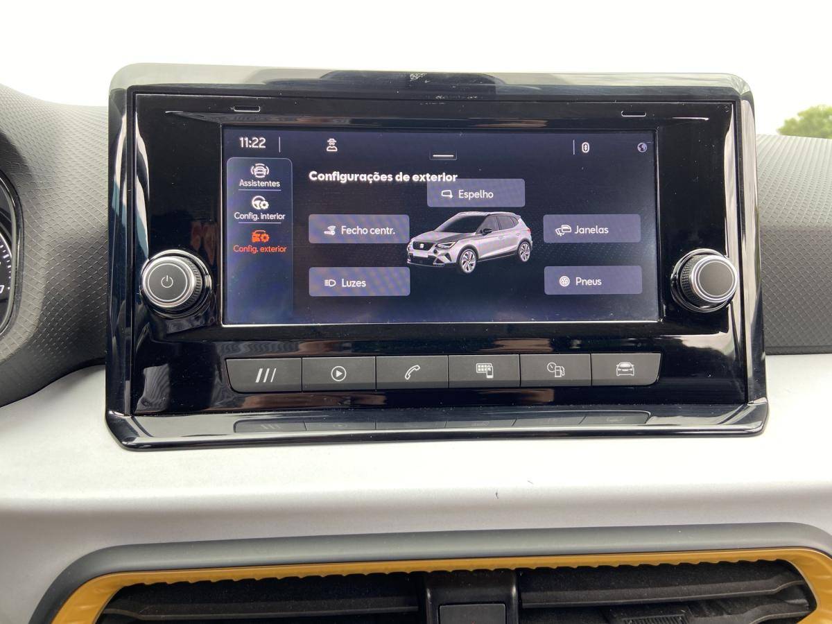seat-arona-2023-gasolina-999cc