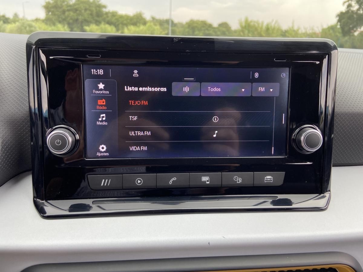 seat-arona-2023-gasolina-999cc