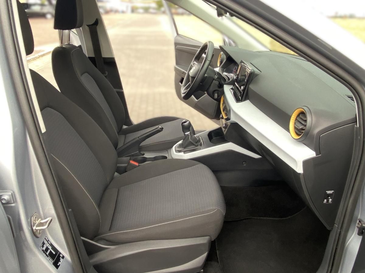 seat-arona-2023-gasolina-999cc