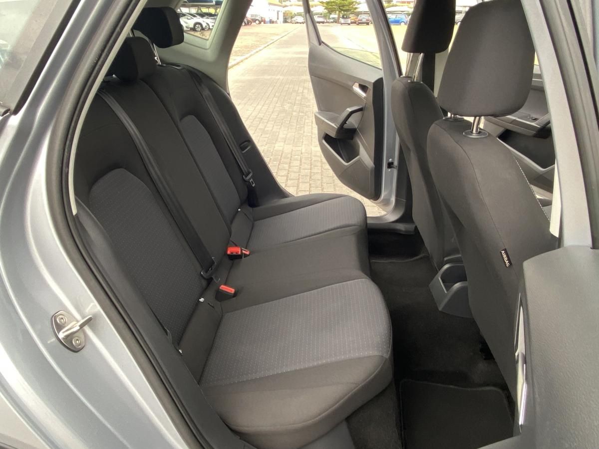 seat-arona-2023-gasolina-999cc