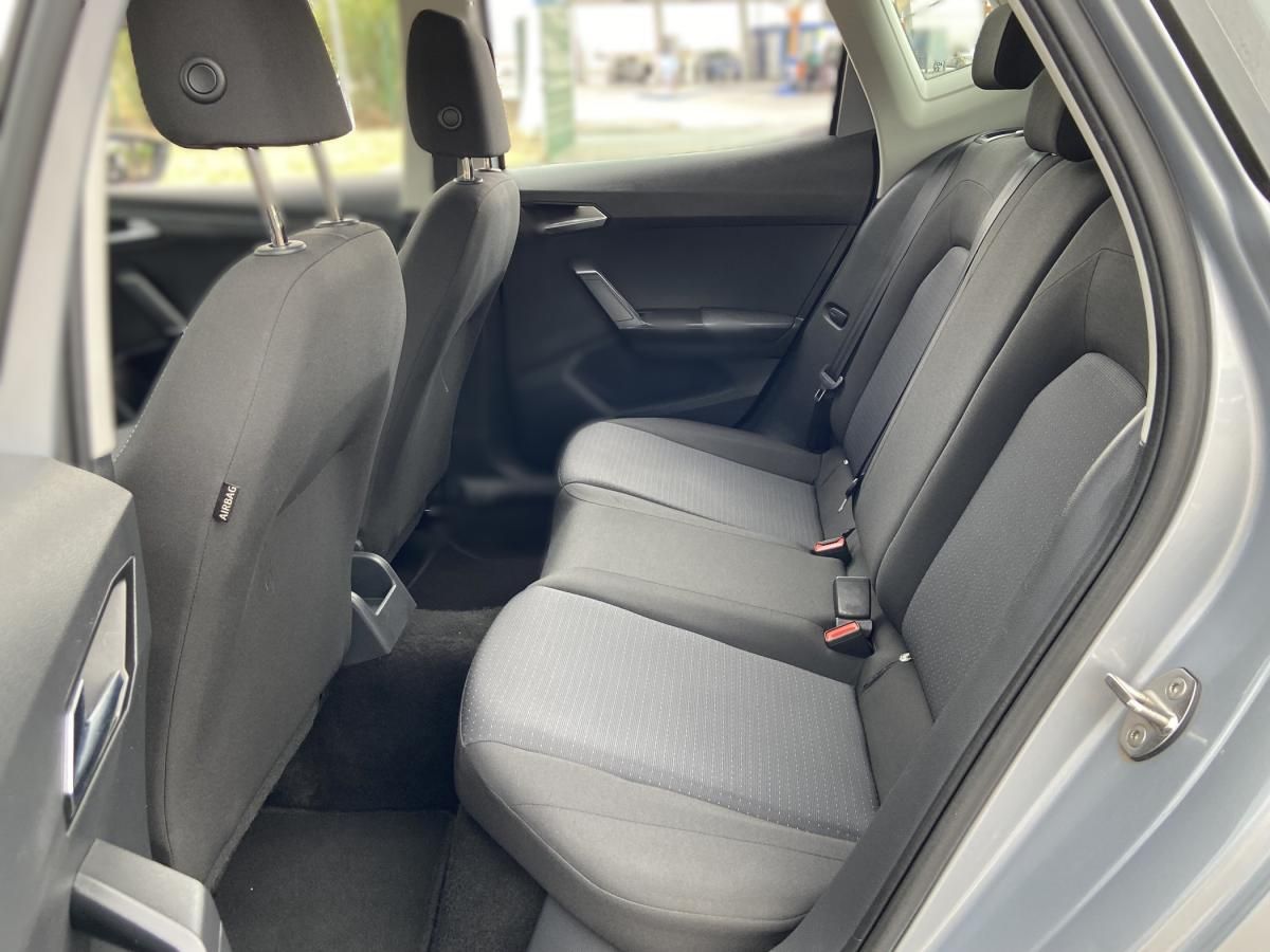 seat-arona-2023-gasolina-999cc