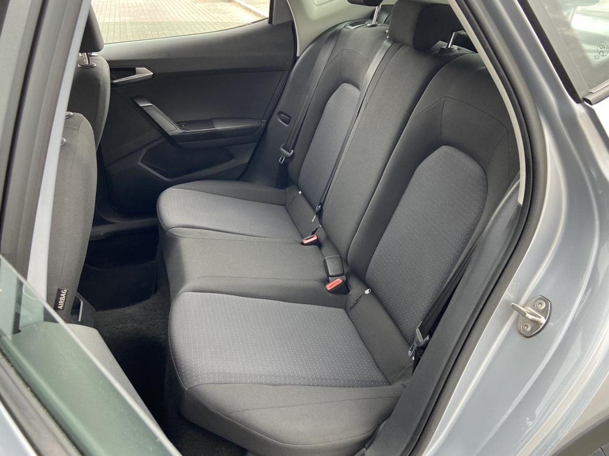seat-arona-2023-gasolina-999cc