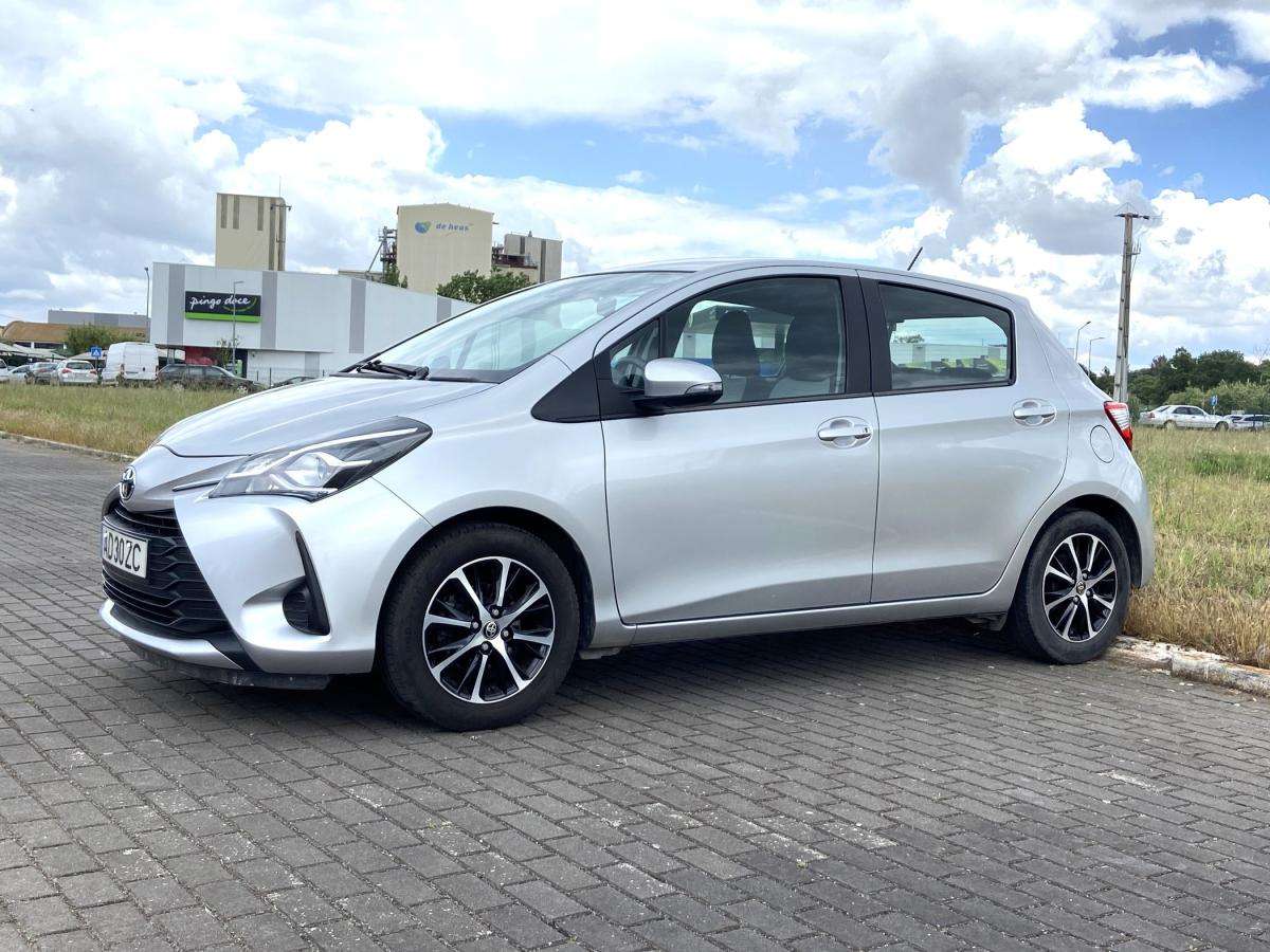 toyota-yaris-2020-gasolina-998cc