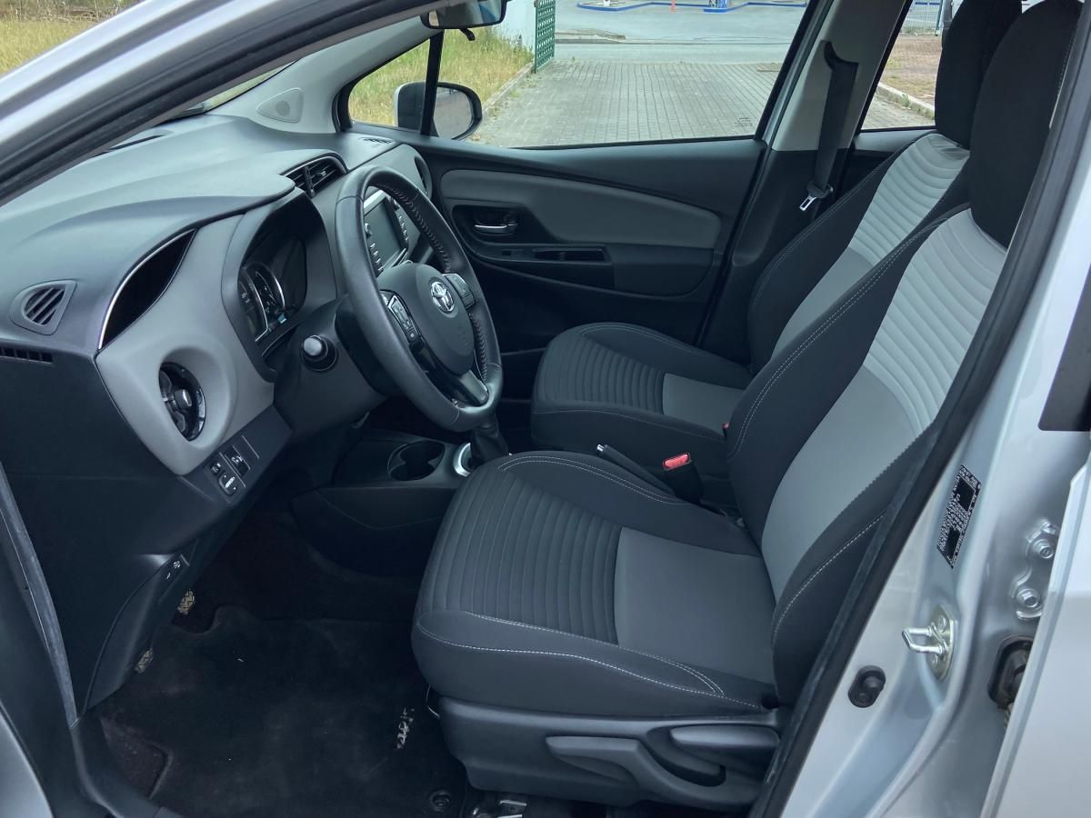 toyota-yaris-2020-gasolina-998cc