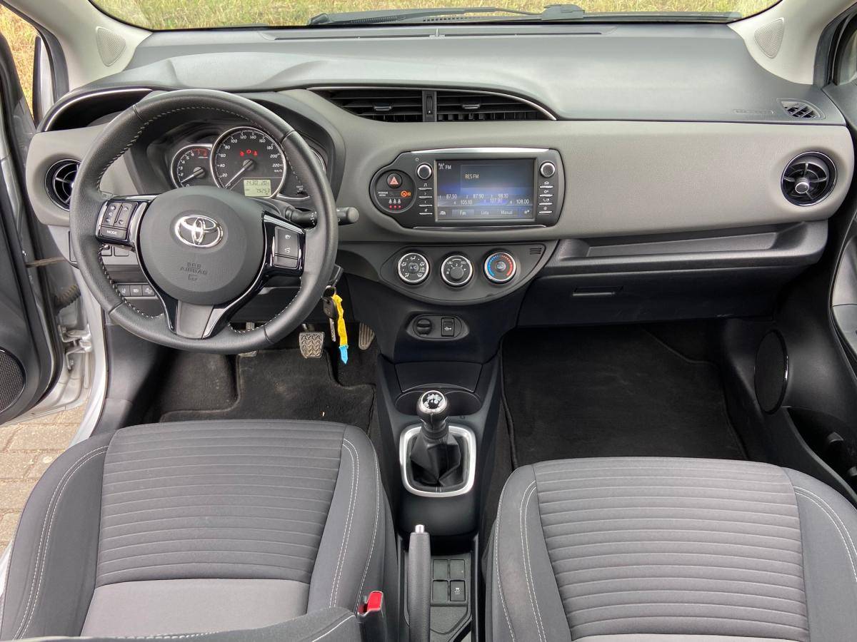 toyota-yaris-2020-gasolina-998cc