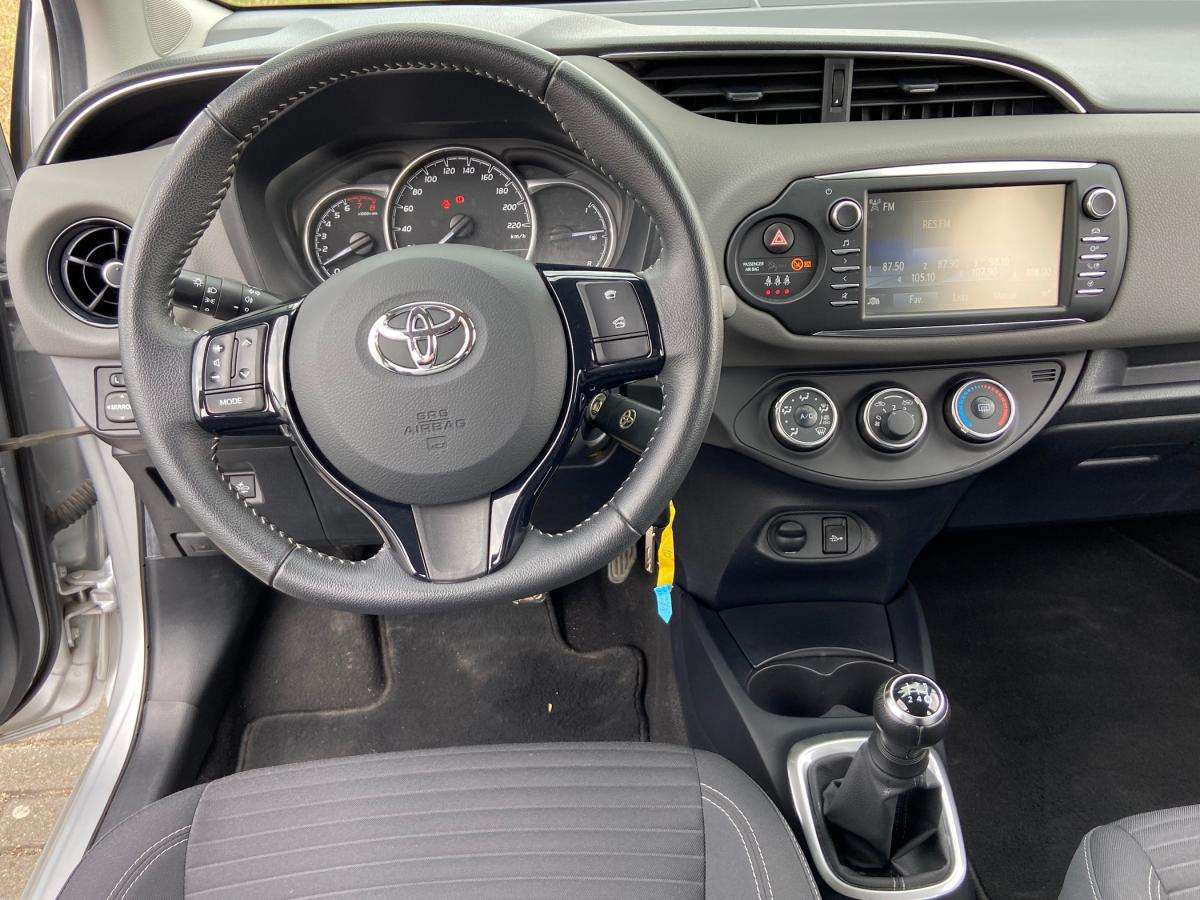 toyota-yaris-2020-gasolina-998cc
