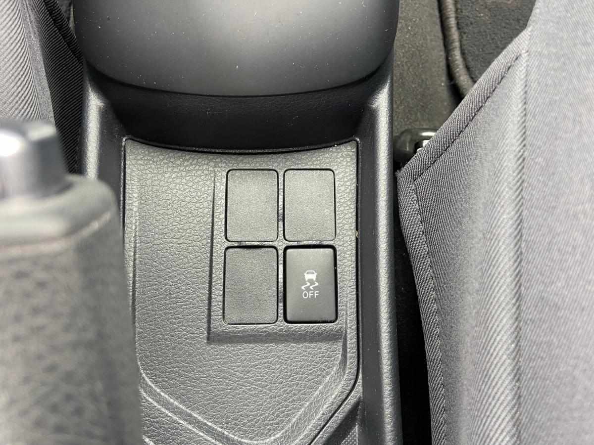 toyota-yaris-2020-gasolina-998cc