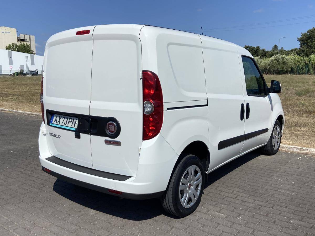 fiat-doblo-2022-diesel-1598cc
