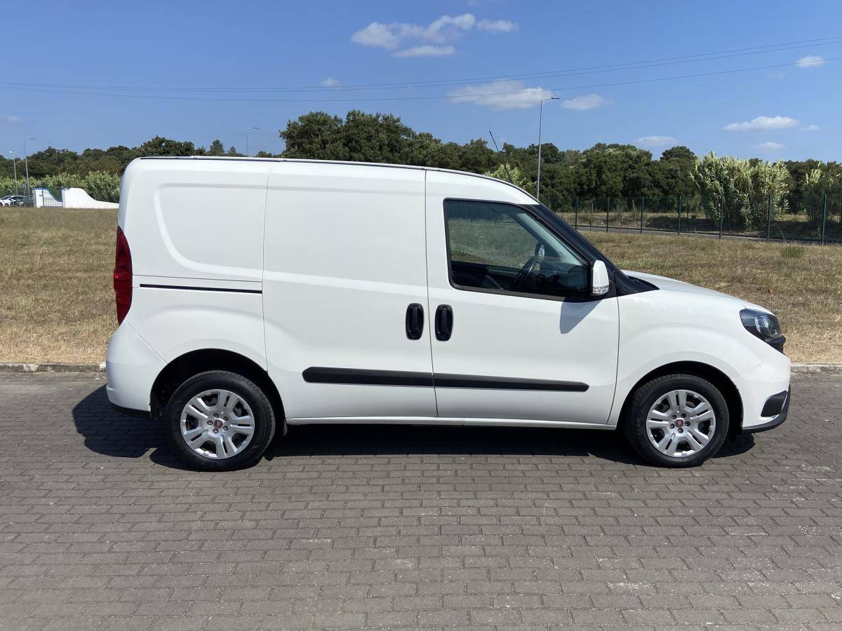 fiat-doblo-2022-diesel-1598cc