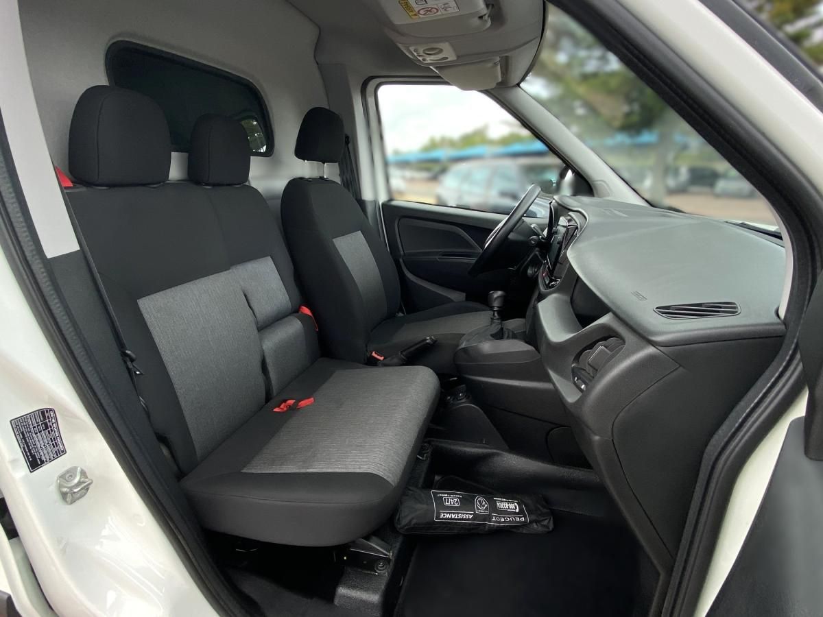 fiat-doblo-2022-diesel-1598cc