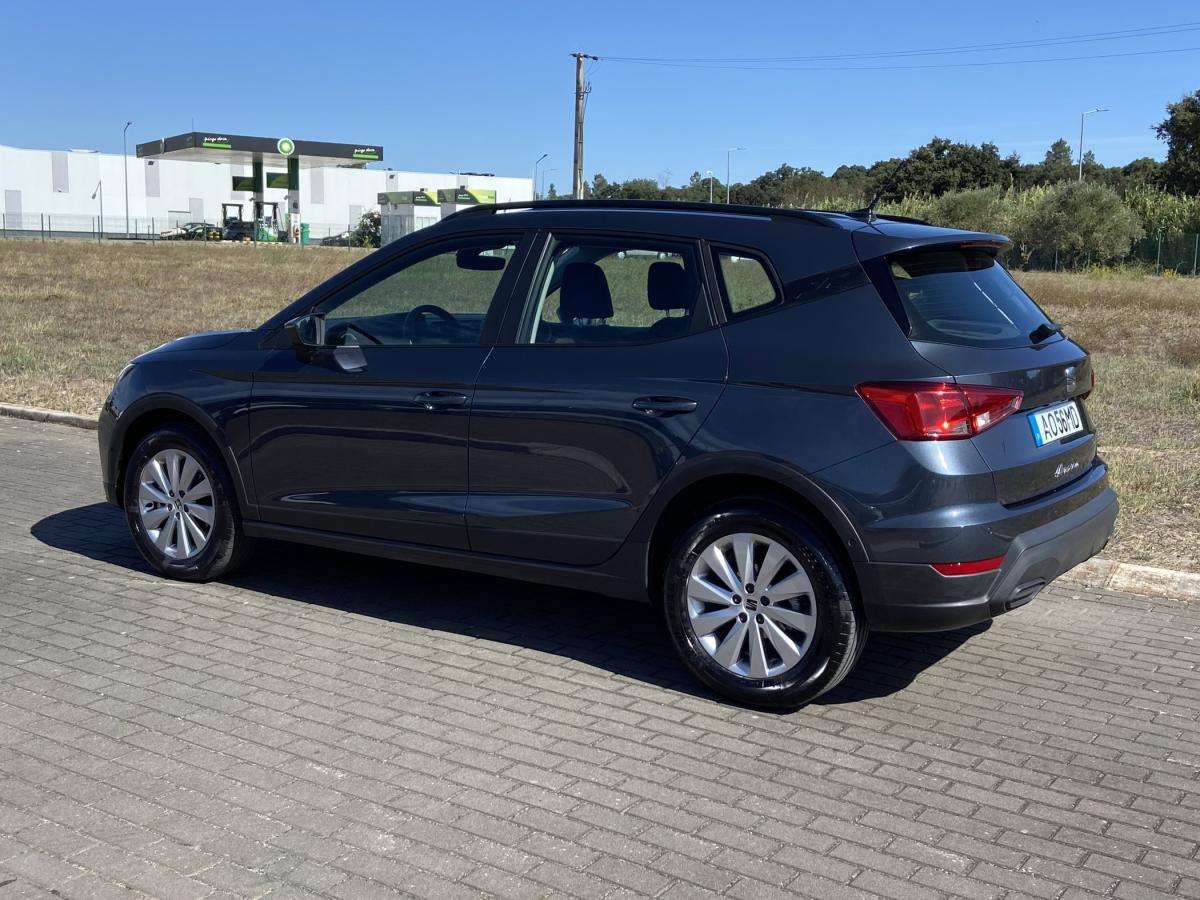 seat-arona-2022-gasolina-999cc
