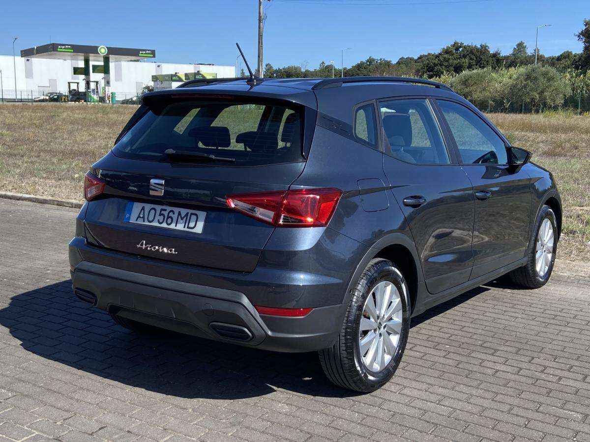 seat-arona-2022-gasolina-999cc