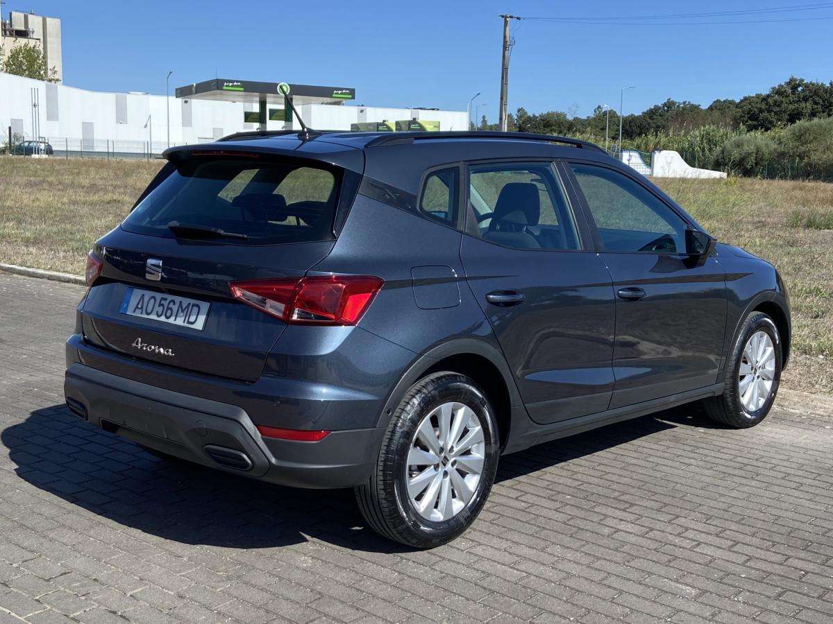 seat-arona-2022-gasolina-999cc