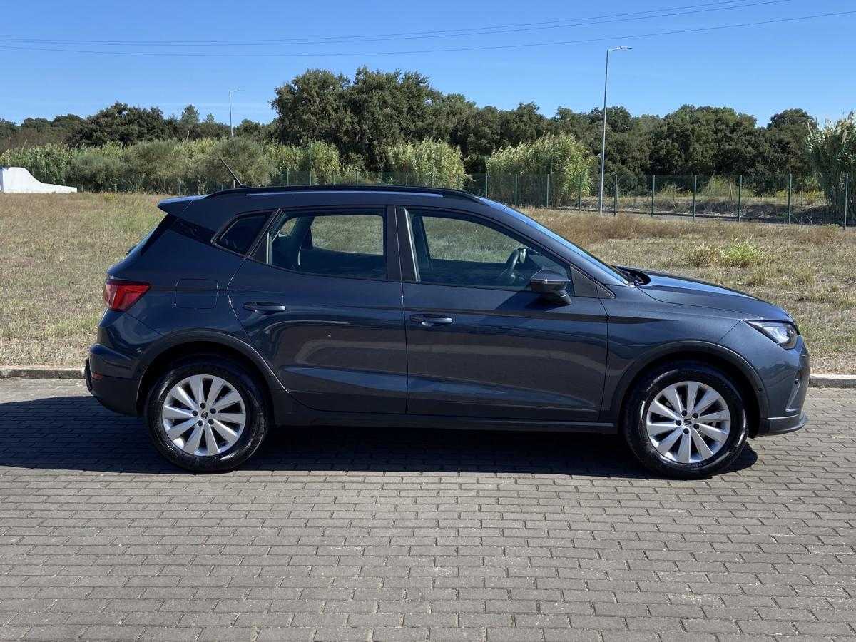 seat-arona-2022-gasolina-999cc