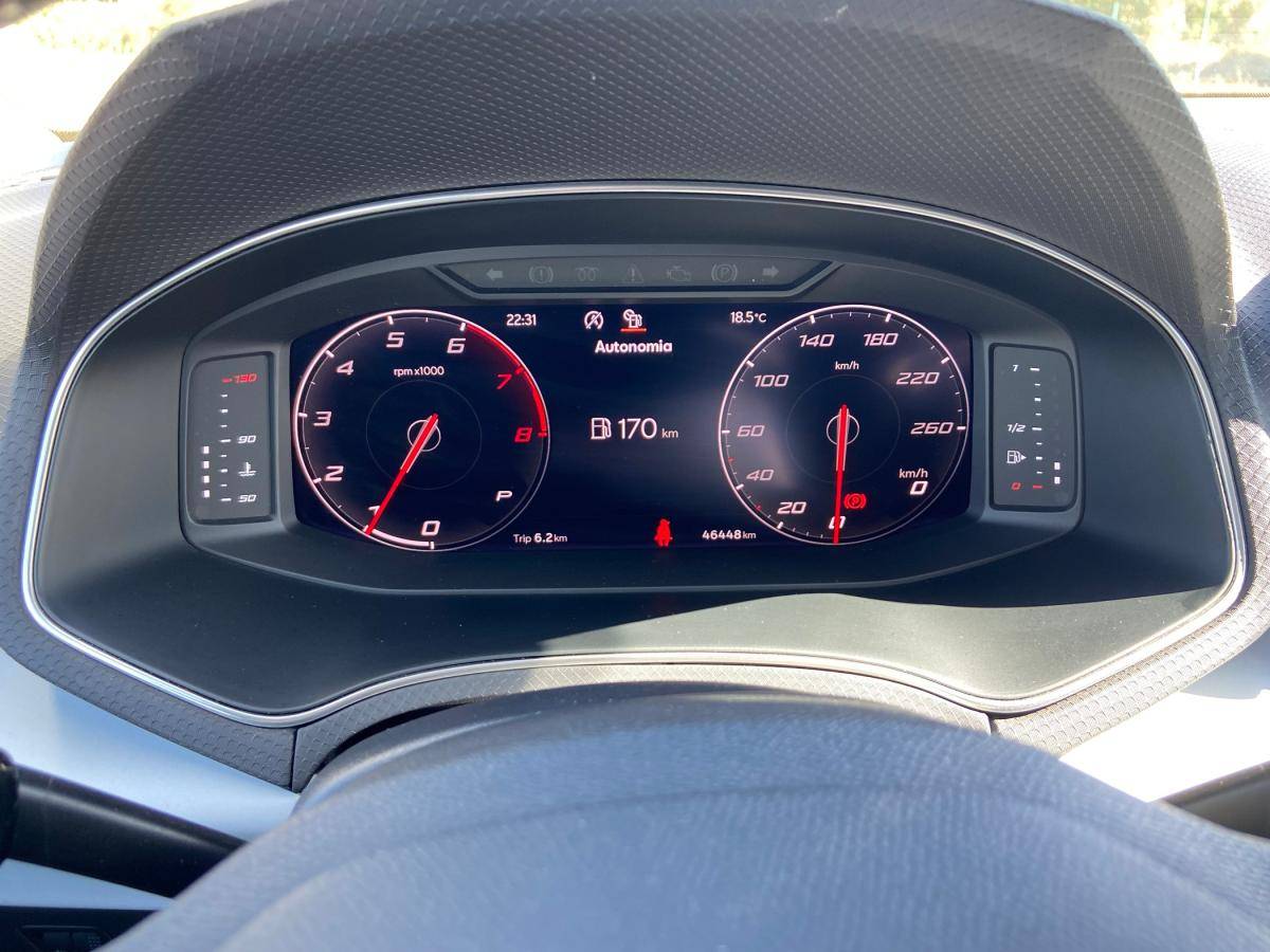 seat-arona-2022-gasolina-999cc