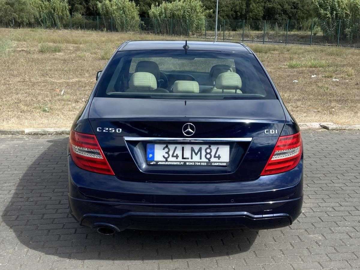 mercedes-benz-classe-c-2011-diesel-2143cc