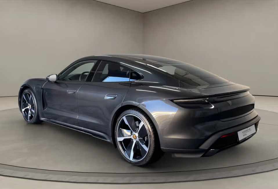 porsche-taycan-gts-2022-eletrico