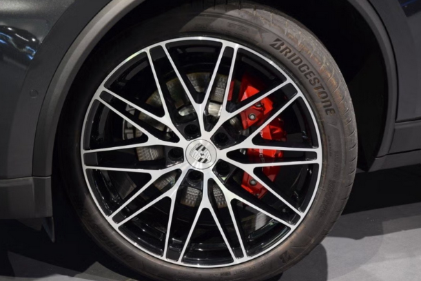 porsche-macan-gts-2025-gasolina-2894cc