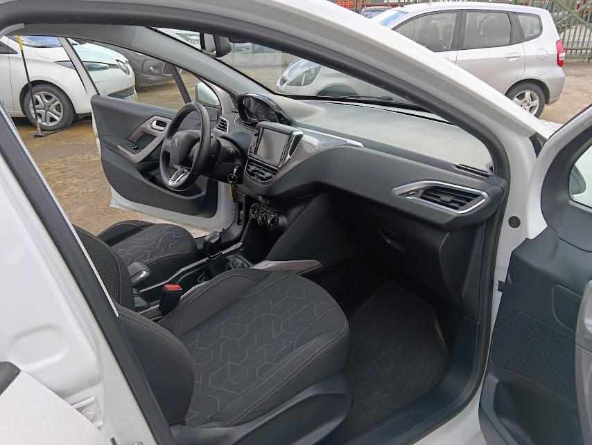 peugeot-2008-1-4-hdi-2015-diesel-1398cc