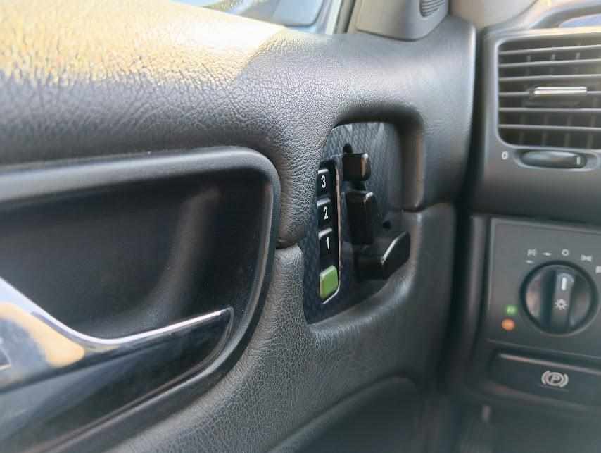 mercedes-benz-clk-230-kompressor-1999-gasolina-2295cc