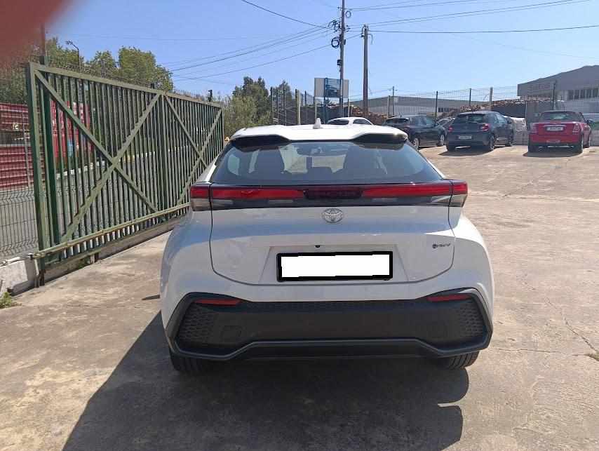 toyota-c-hr-1-8-hybrid-2024-gasolina-1798cc