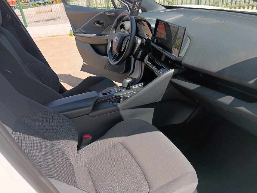 toyota-c-hr-1-8-hybrid-2024-gasolina-1798cc