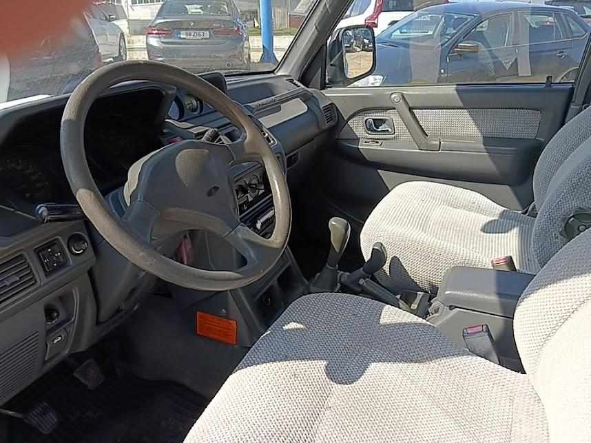 mitsubishi-pajero-2-8-td-4wd-1995-diesel-2835cc