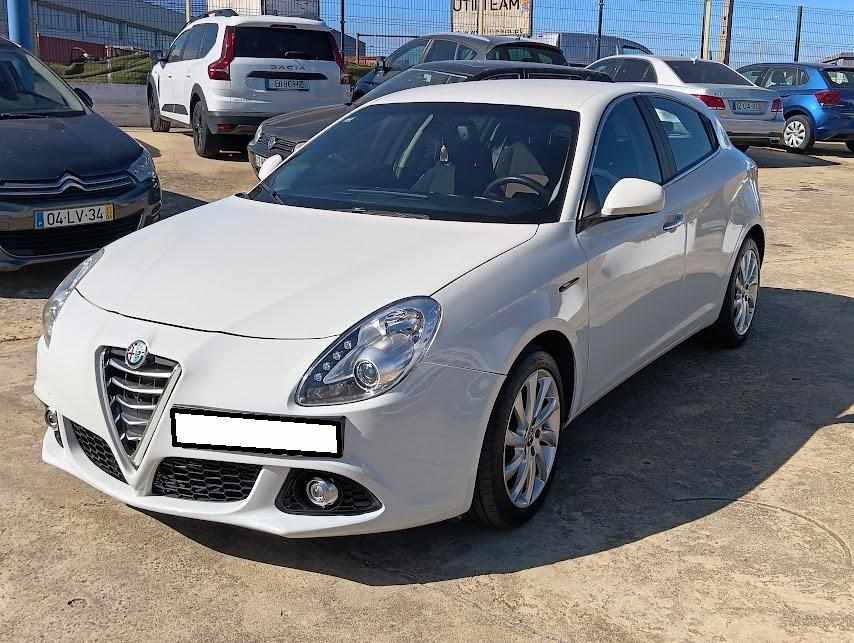 alfa-romeo-giulietta-1-6-jtdm-16v-2014-diesel-1598cc