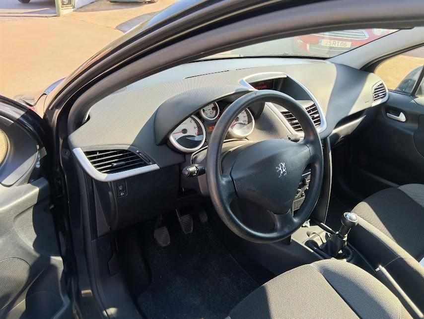 peugeot-207-1-4-vti-2009-gasolina-1397cc